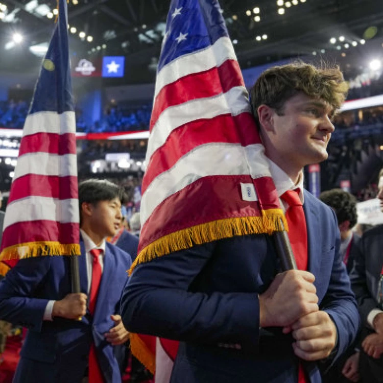 Imagen relacionada de fraternidad carolina norte fiesta bandera americana