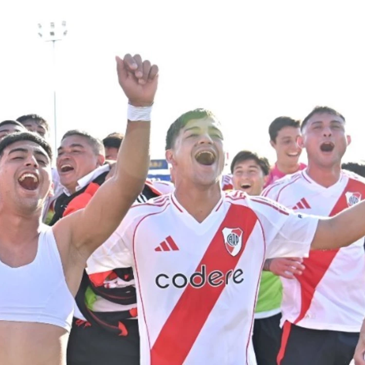 Imagen relacionada de victoria river superclasico reserva