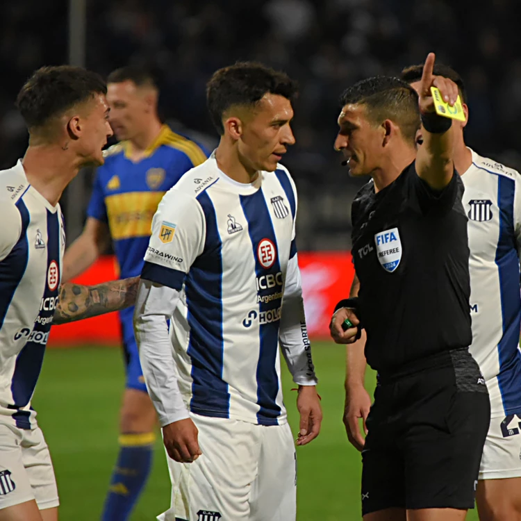 Imagen relacionada de escandalo arbitral copa argentina fassi denuncia agresiones