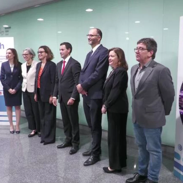 Imagen relacionada de euskadi conferencia internacional cuidados larga duracion