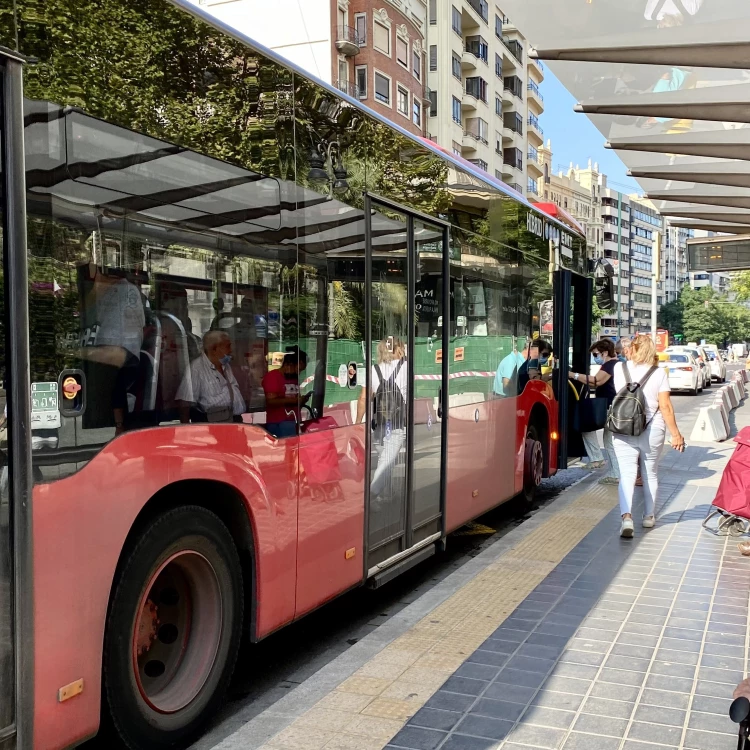 Imagen relacionada de la emt se enfocara en la movilidad y la gestion de parkings publicos volvera al ayuntamiento