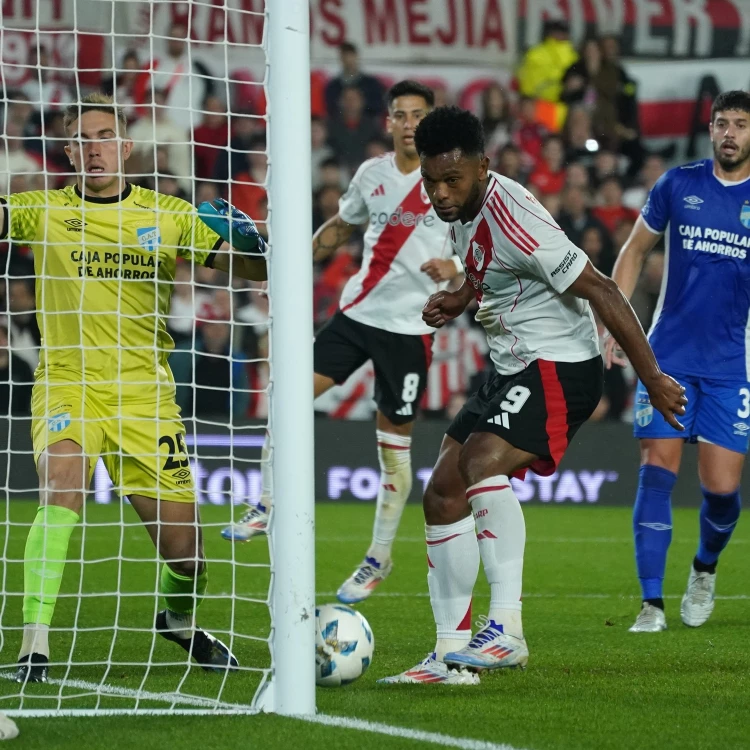 Imagen relacionada de miguel borja gol 50 river plate