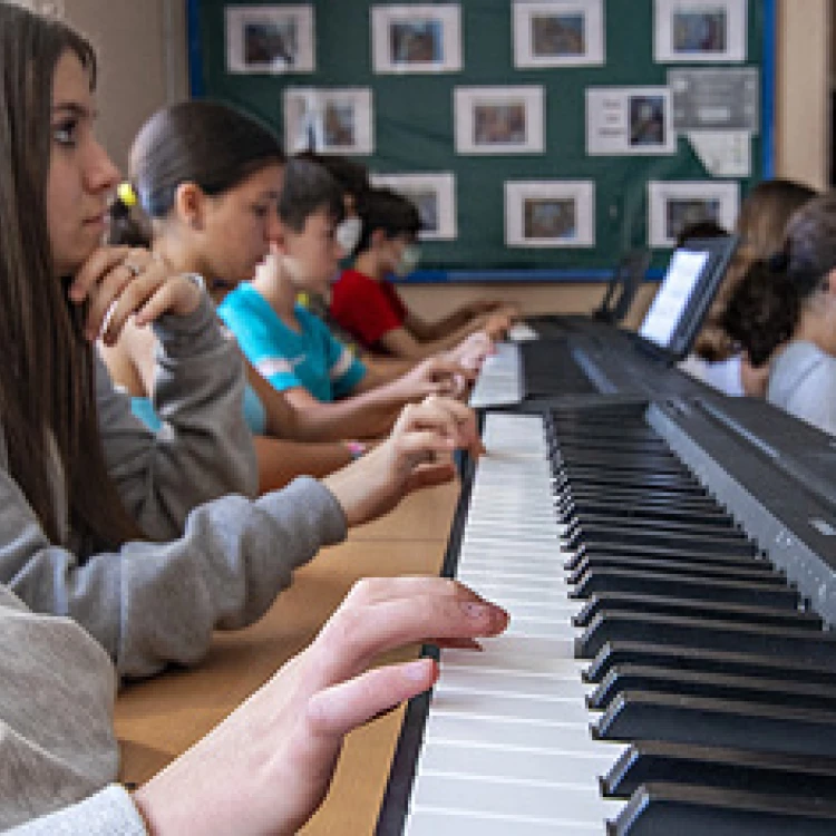 Imagen relacionada de evaluacion positiva programa aulas excelencia artistica andalucia