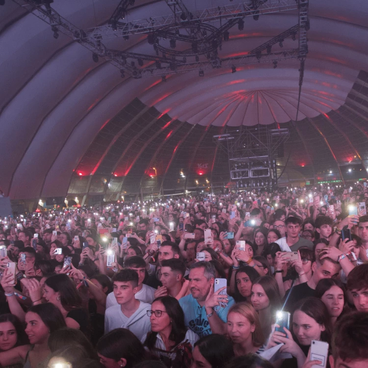 Imagen relacionada de conciertos fiestas pilar zaragoza