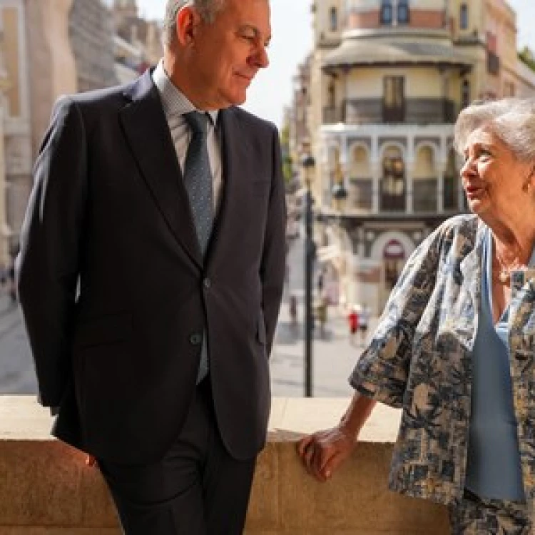 Imagen relacionada de reconocimiento guadalupe fianana semana del mayor sevilla