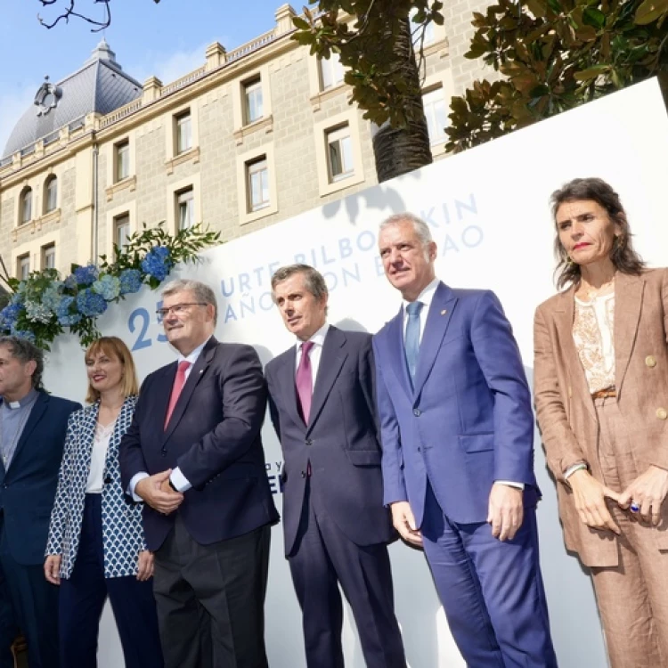 Imagen relacionada de casa misericordia bilbao aniversario