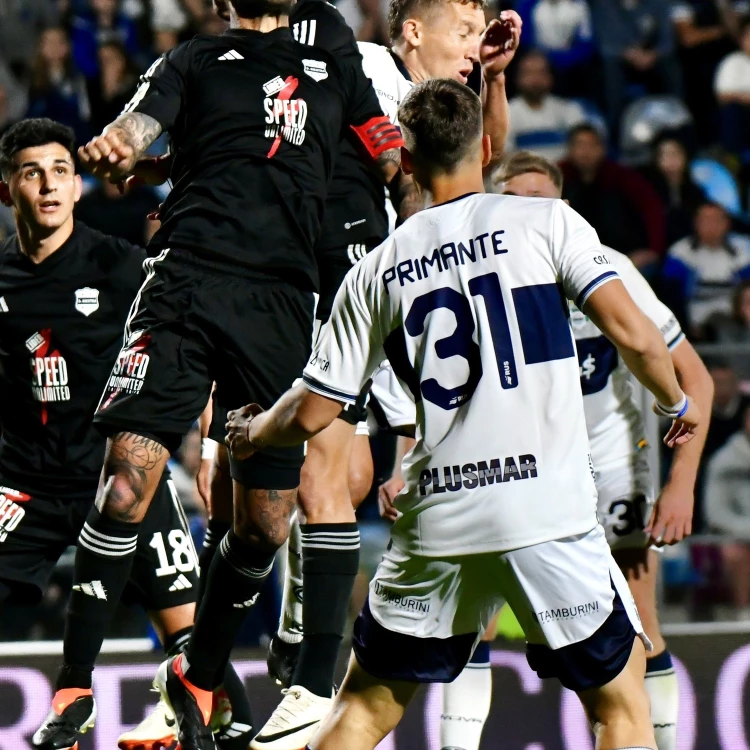 Imagen relacionada de empate gimnasia riestra liga profesional