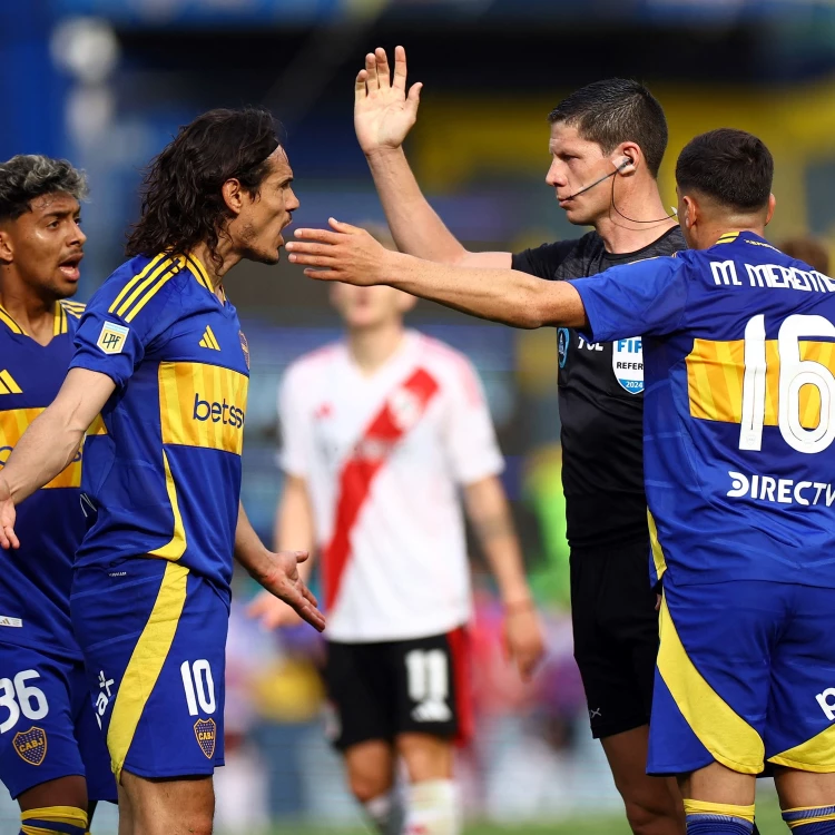 Imagen relacionada de boca juniors derrota superclasico river plate