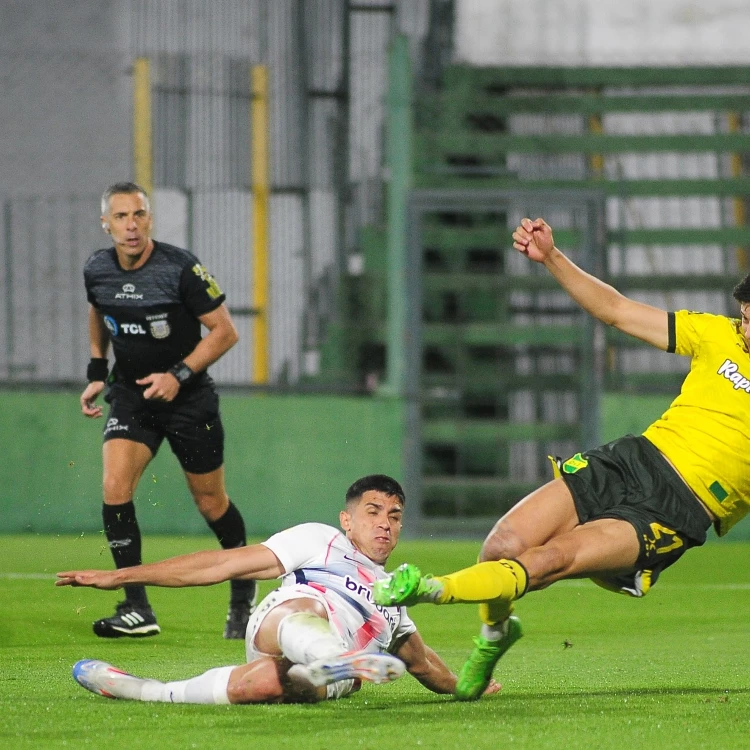 Imagen relacionada de defensa san lorenzo empate olvidable