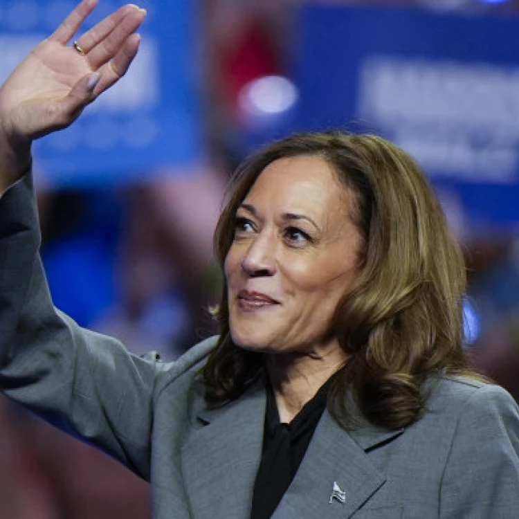 Imagen relacionada de kamala harris supera trump encuestas