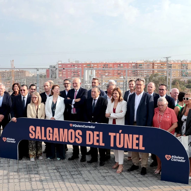 Imagen relacionada de alcaldesa valencia exige obras corredor mediterraneo