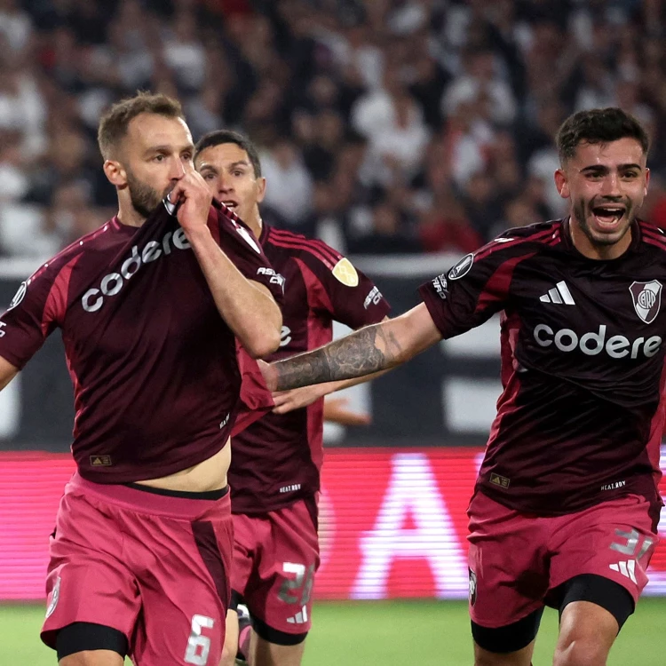 Imagen relacionada de river plate vs colo colo copa libertadores