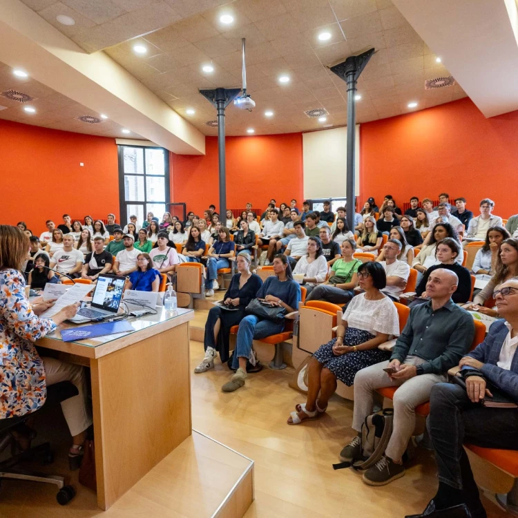 Imagen relacionada de zaragoza atractiva estudiantes internacionales