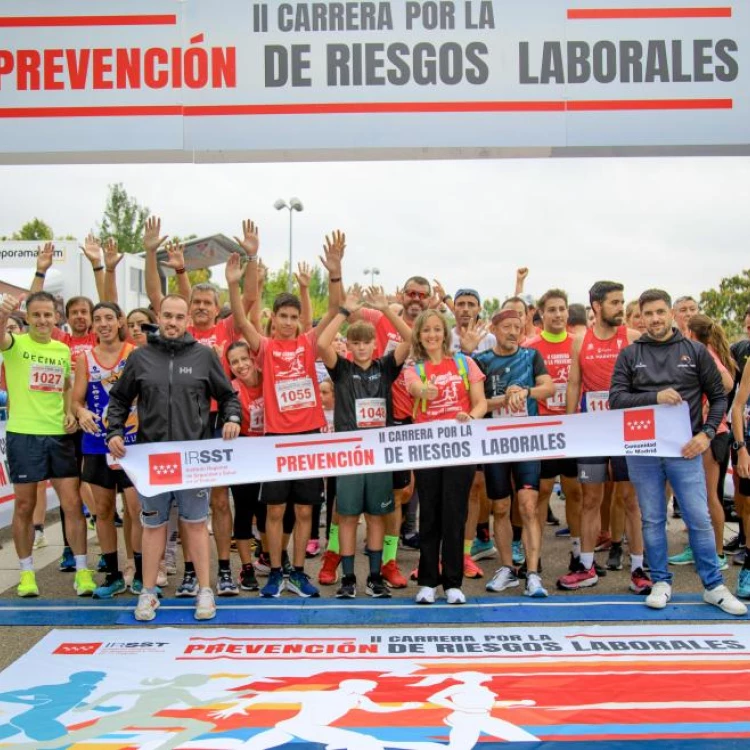 Imagen relacionada de carrera prevencion riesgos laborales madrid