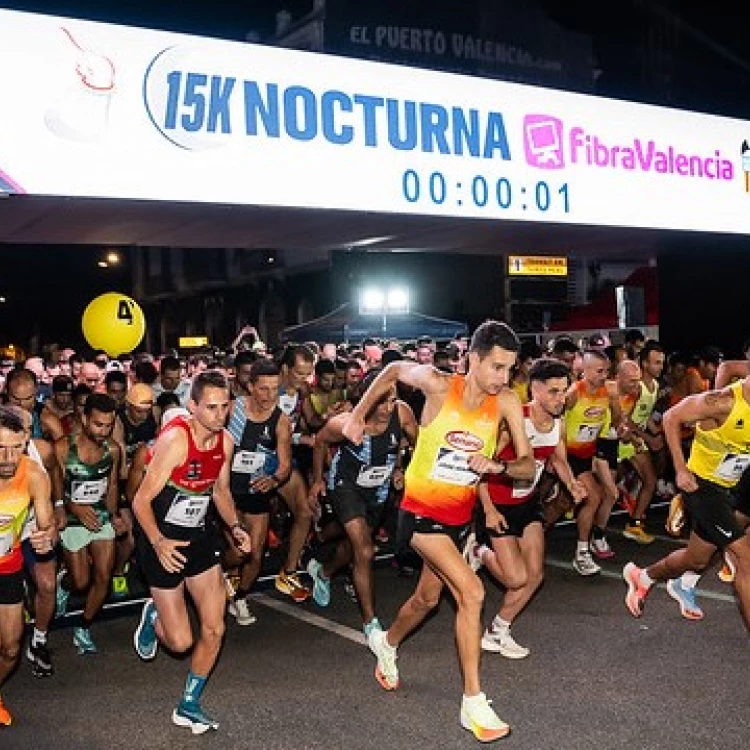 Imagen relacionada de valencia 15k nocturna 2024