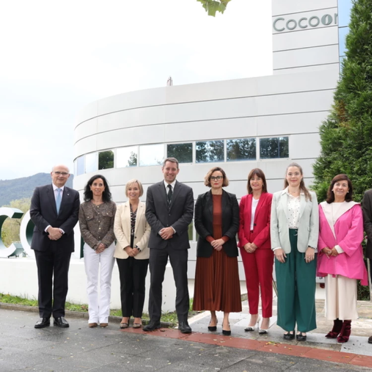 Imagen relacionada de inauguracion planta proteinas euskadi