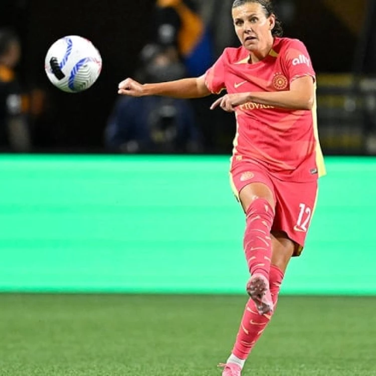 Imagen relacionada de christine sinclair retiro futbol profesional