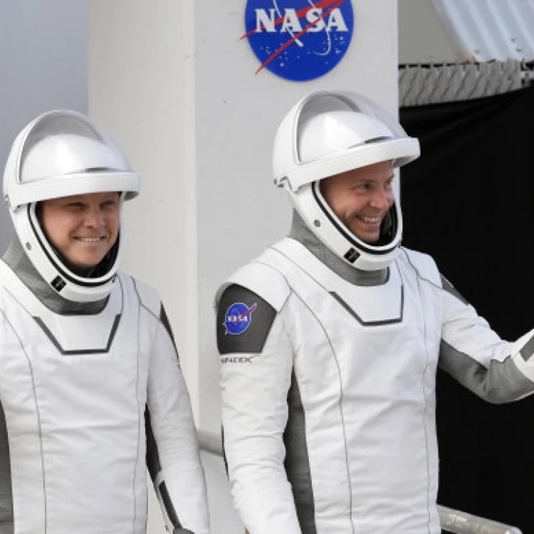 Imagen relacionada de spacex lanza mision crew 9 equipo reducido iss