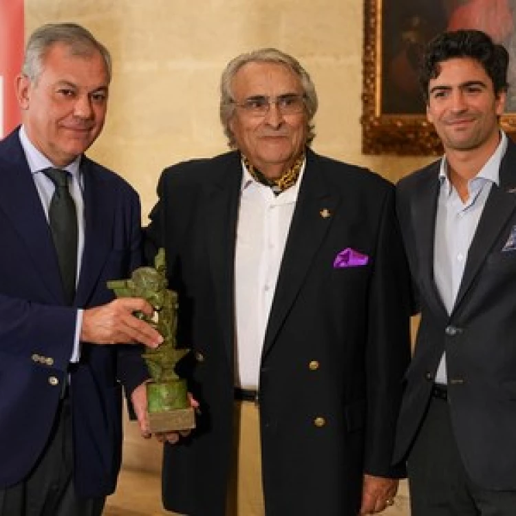 Imagen relacionada de reconocimiento jose de la tomasa bienal flamenco sevilla