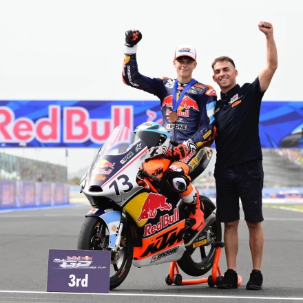 Imagen relacionada de valentin perrone piloto moto3