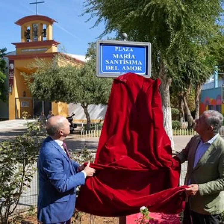 Imagen relacionada de inauguracion plaza maria santisima amor sevilla