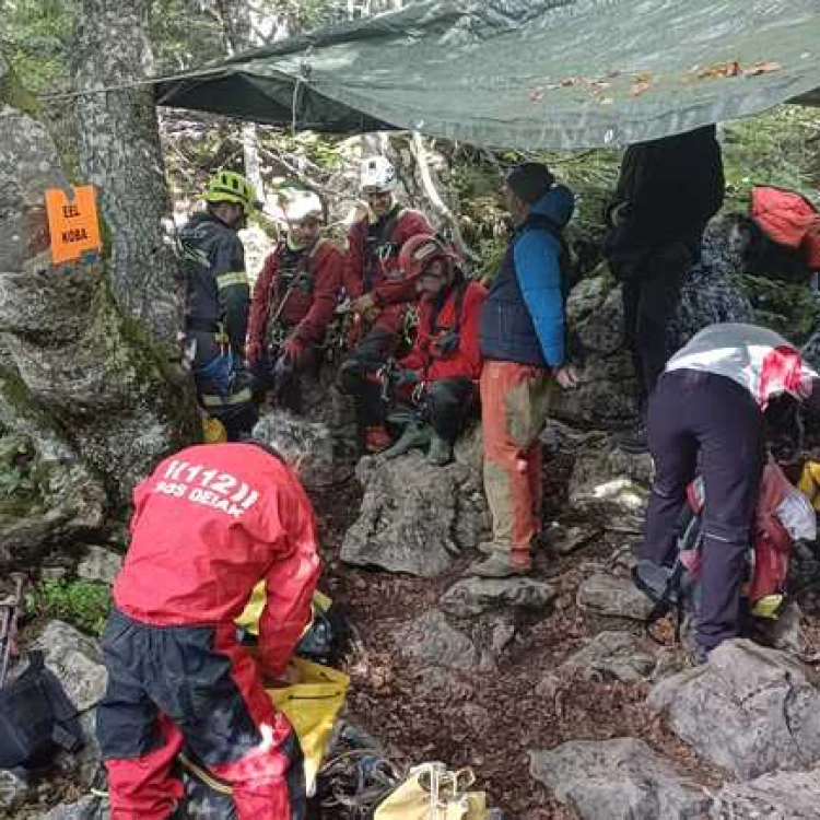 Imagen relacionada de simulacro rescate euskadi bosquete