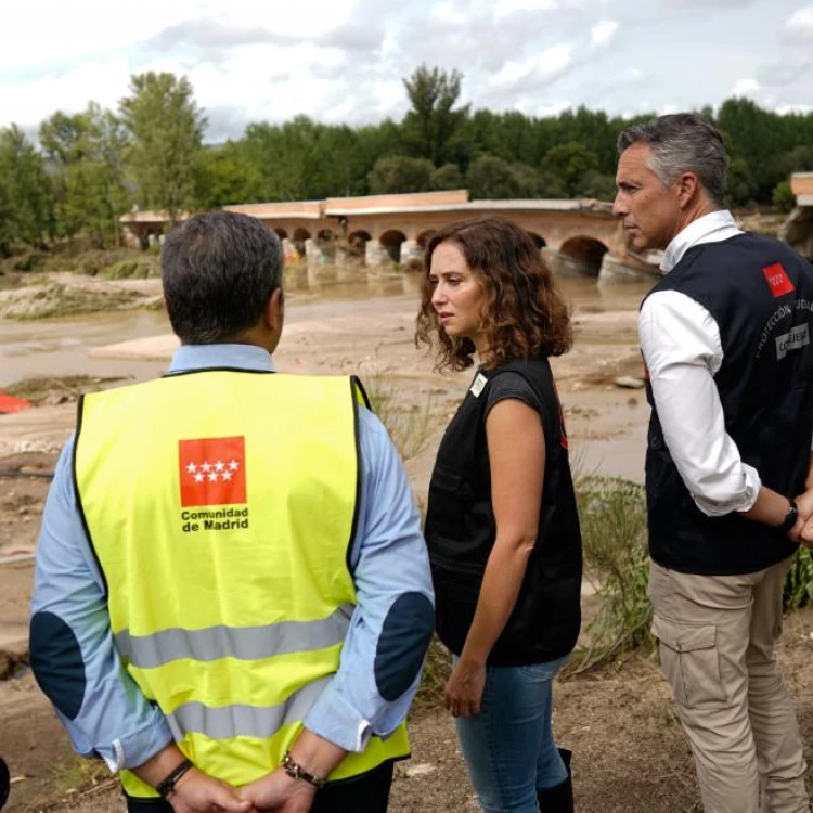 Imagen relacionada de isabel diaz ayuso ayuda economica municipios afectados dana madrid