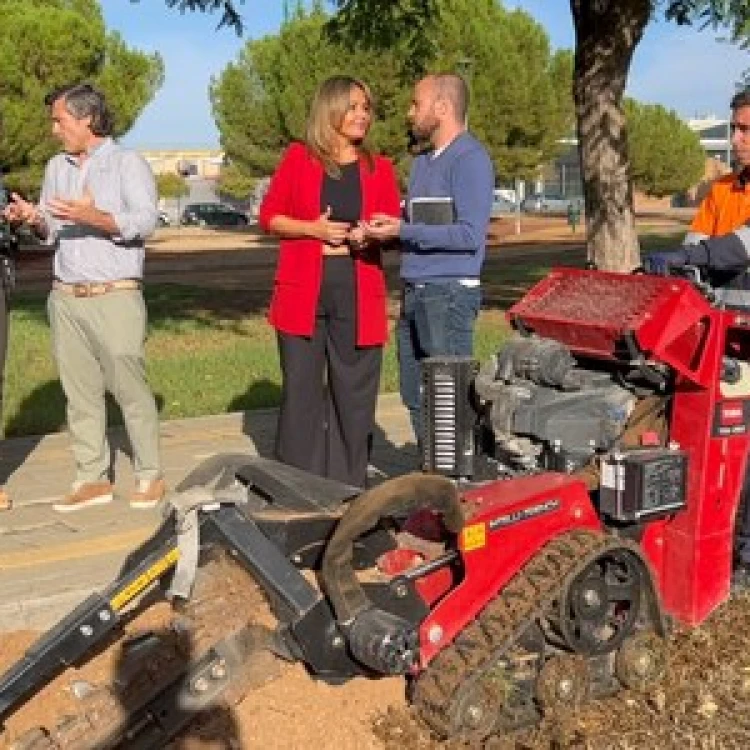 Imagen relacionada de mejoras riego parque hacienda san antonio sevilla