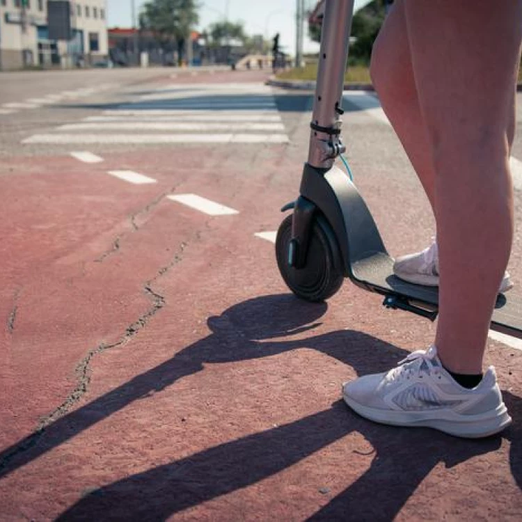 Imagen relacionada de catalunya iniativa seguridad patinetes