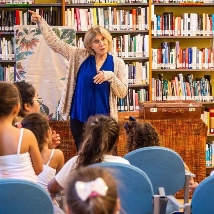 Imagen relacionada de dia bibliotecas valencia 2024