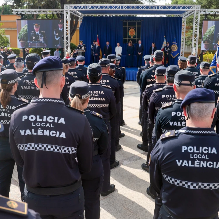 Imagen relacionada de valencia seguridad camaras agentes