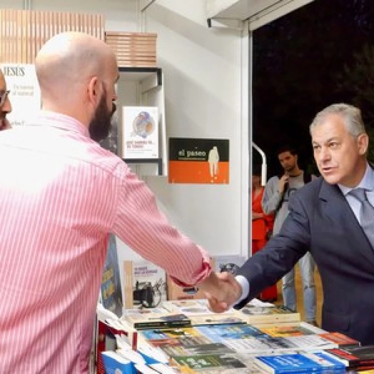 Imagen relacionada de inauguracion feria libro 2024 jardines murillo