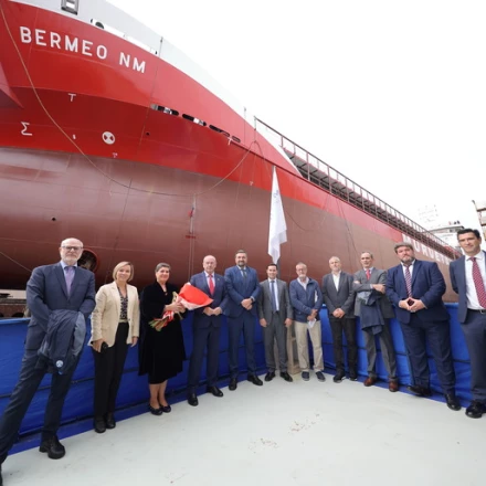 Imagen relacionada de botadura buque bermeo nm murueta