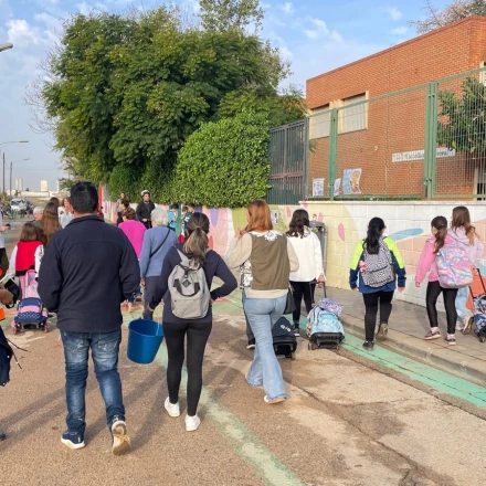 Imagen relacionada de reapertura ceip castellar oliveral