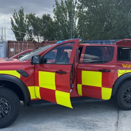 Imagen relacionada de comunidad madrid renueva flota bomberos