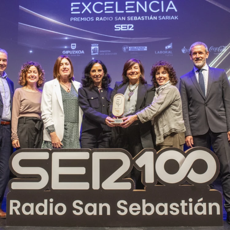 Imagen relacionada de premio excelencia parque tecnologico euskadi