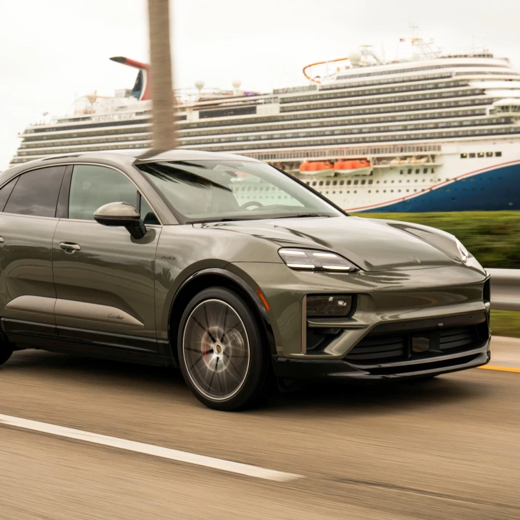 Imagen relacionada de porsche macan turbo nuevo suv electrico potencia diseño