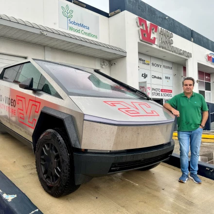 Imagen relacionada de arnaldo hernandez tesla cybertruck