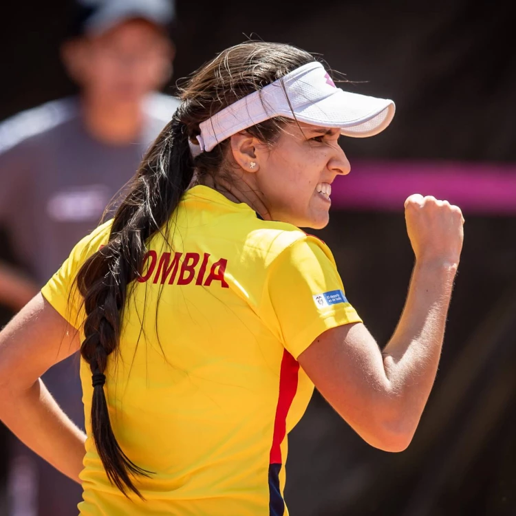 Imagen relacionada de camila osorio igualada francia copa billie jean king