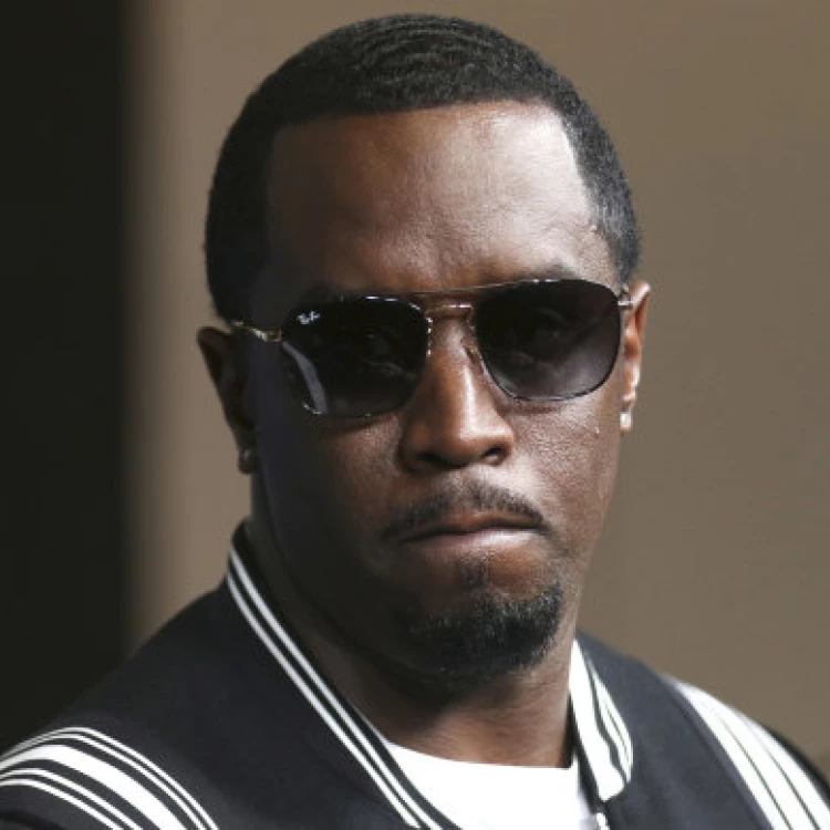 Imagen relacionada de sean combs obstruccion caso penal