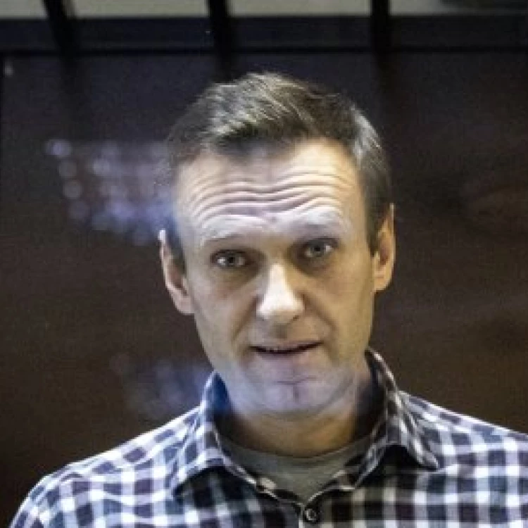 Imagen relacionada de alexei navalny canje prisioneros