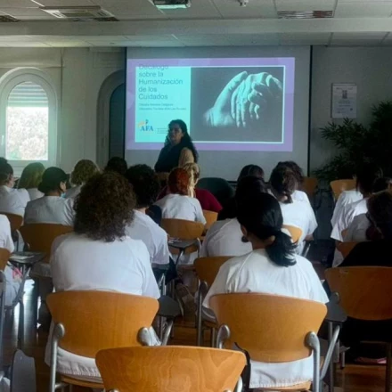 Imagen relacionada de hospital guadarrama reconocimiento escuela cuidadores