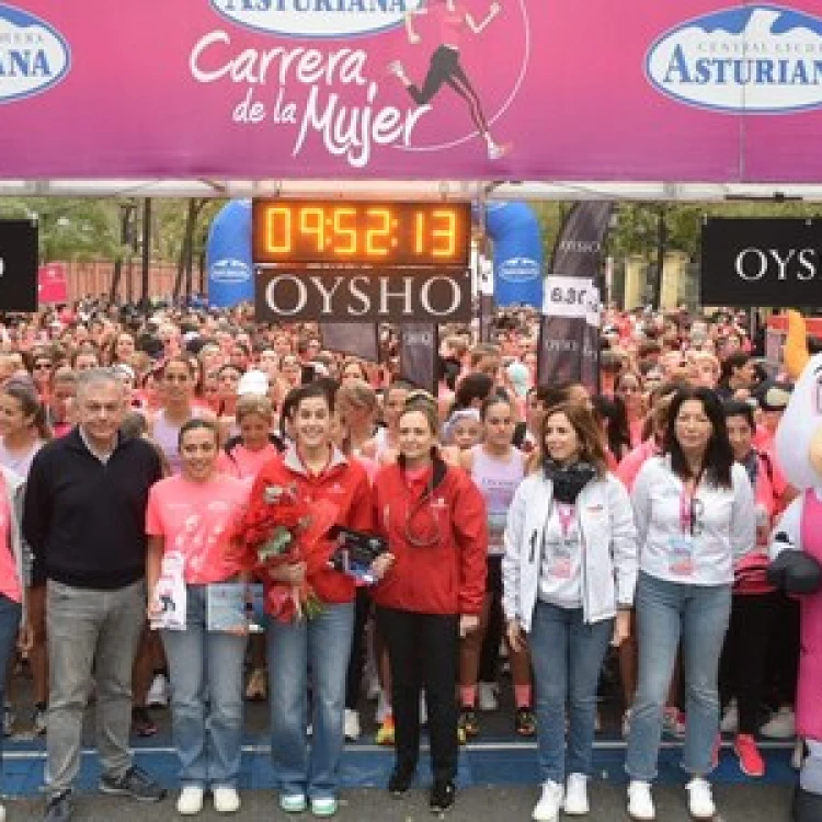 Imagen relacionada de sevilla carrera mujer 2023