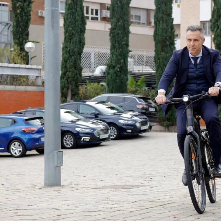 Imagen relacionada de madrid ayudas vehiculos electricos