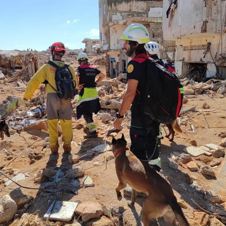 Imagen relacionada de bomberos valencia intensifican busqueda supervivientes libia