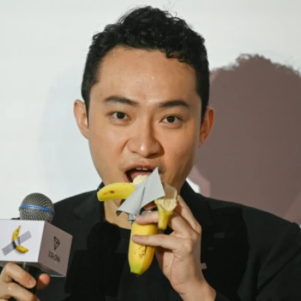 Imagen relacionada de empresario criptomonedas comida banana arte