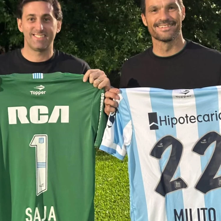 Imagen relacionada de diego milito sabastan saja director deportivo racing