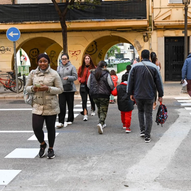 Imagen relacionada de valencia nuevos pasos peatones