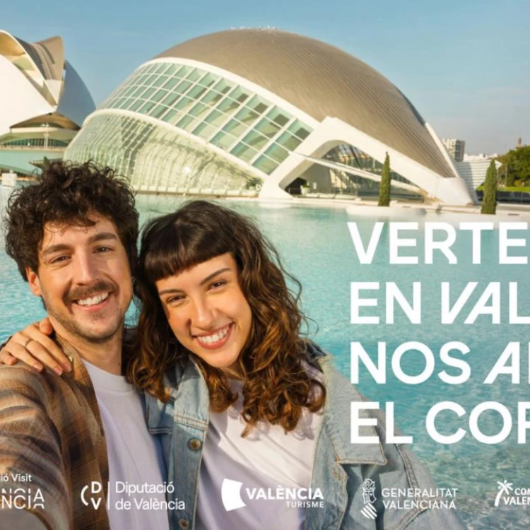 Imagen relacionada de valencia campana turistica 2024