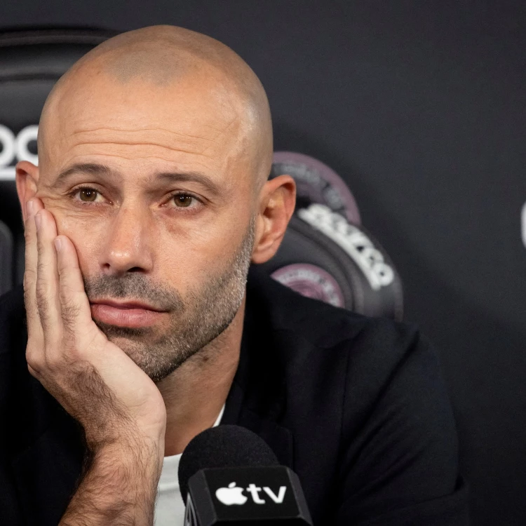 Imagen relacionada de mascherano inter miami entrenador